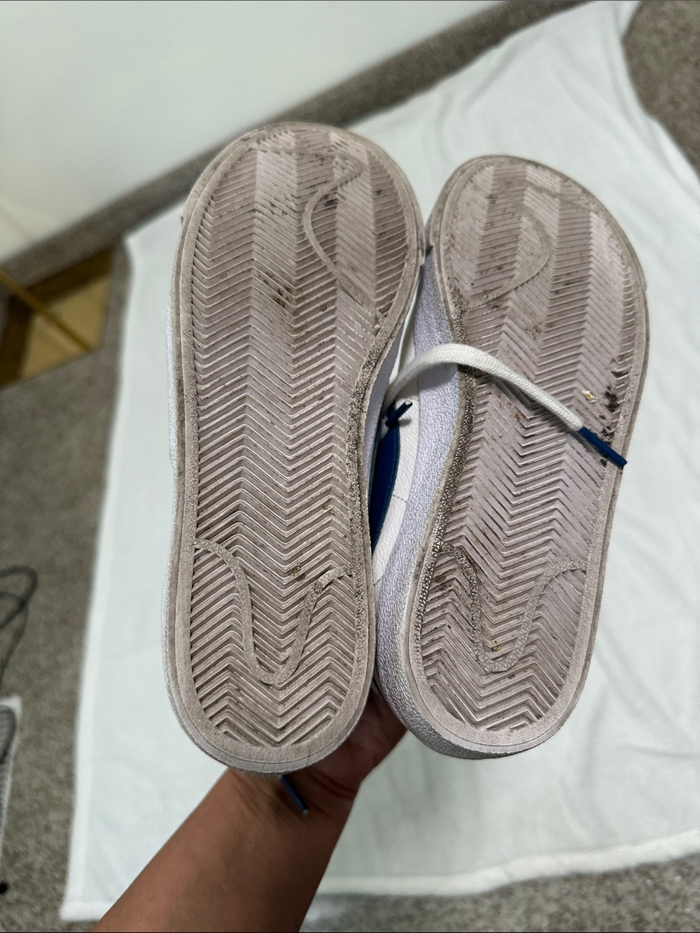 🏰 Nike Blazer Mid 77 Athletic Club White Marina Shoe - Picture 5 of 6
